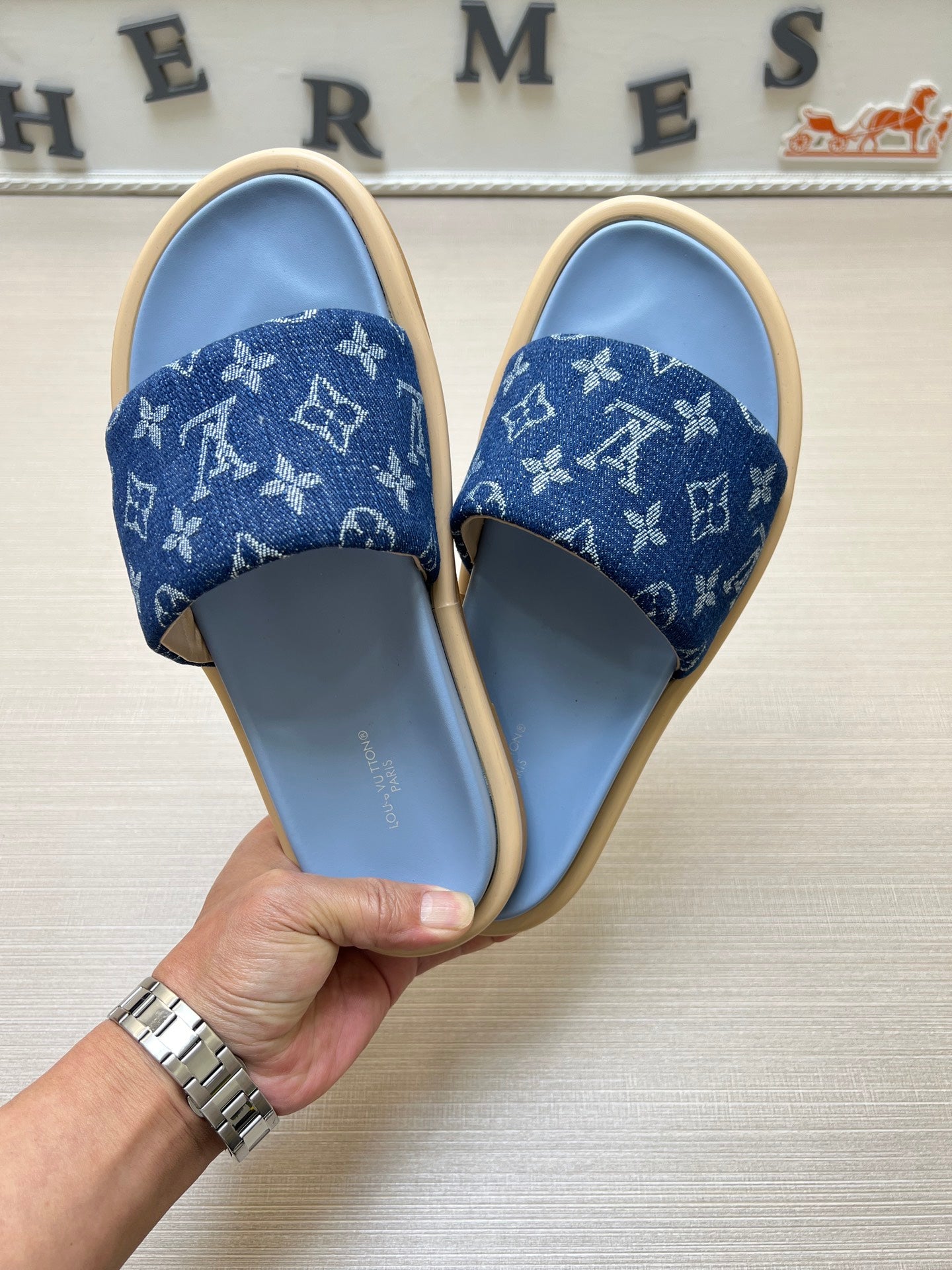 535ZE302ZDE Stylish Slippers