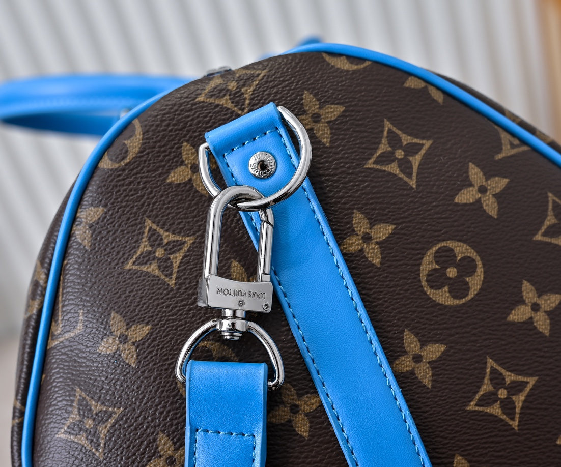165NE88BDE Stylish leather luggage bags