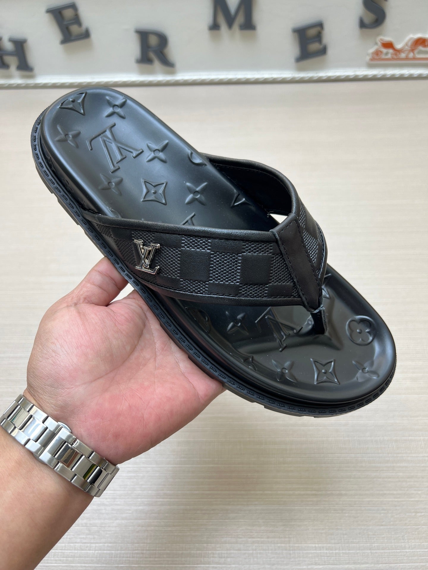 535ZE303ZDE Stylish Slippers