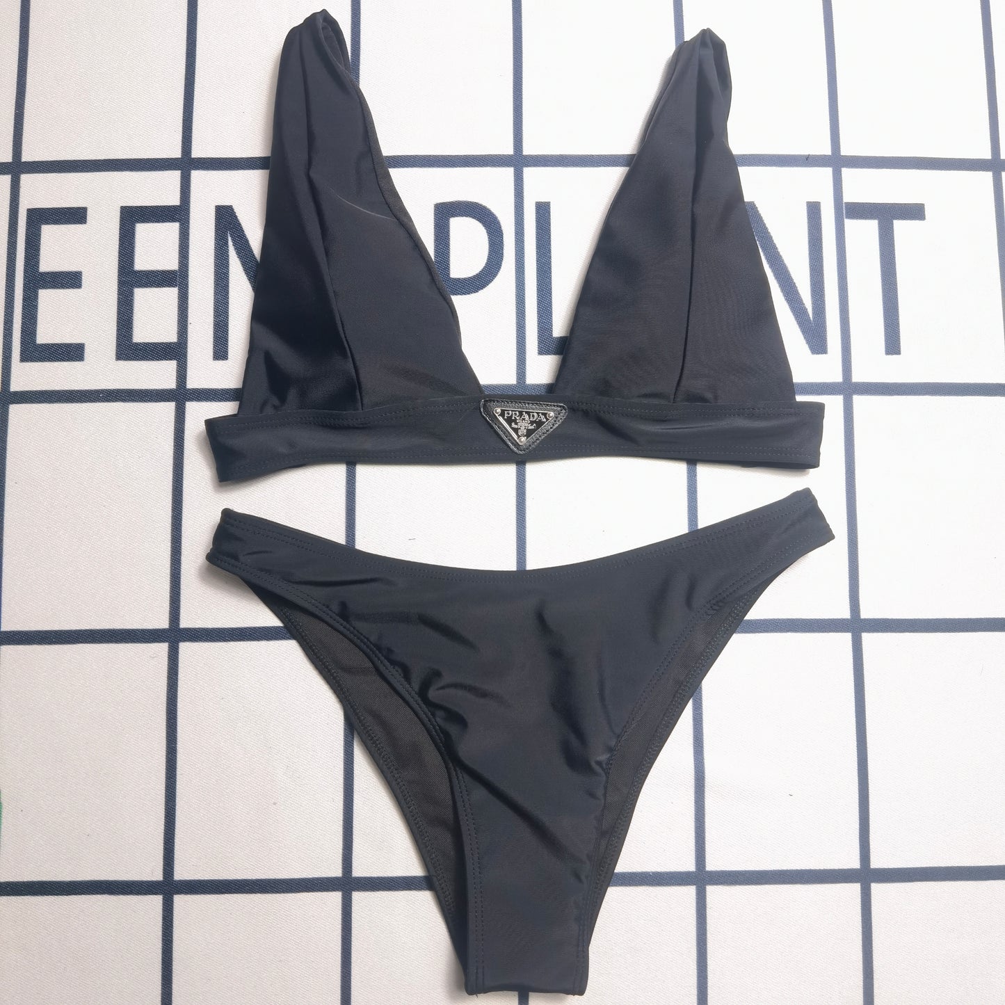 14PD252YDE Stylish Bikini swimsuit