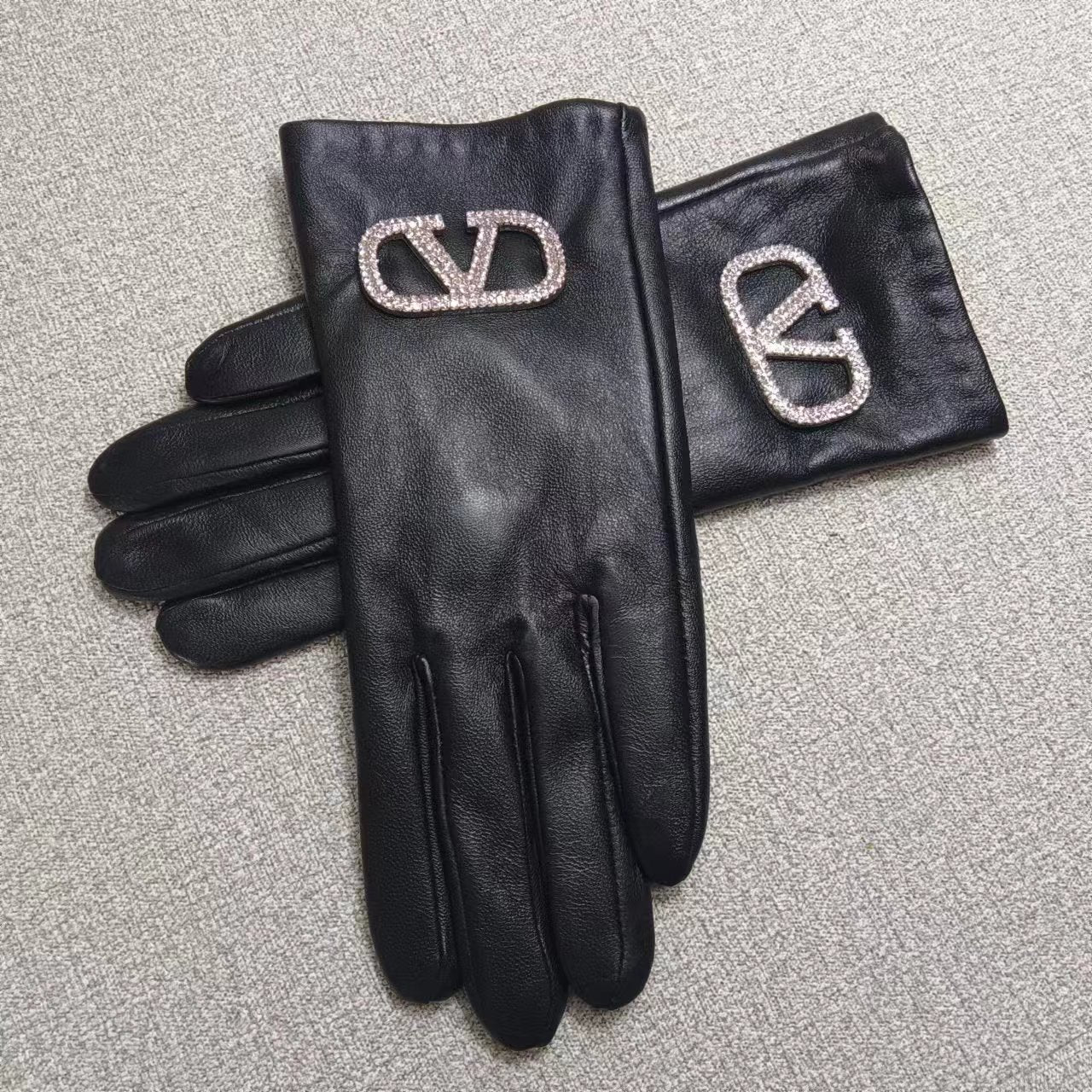 24VL91SDE Stylish gloves