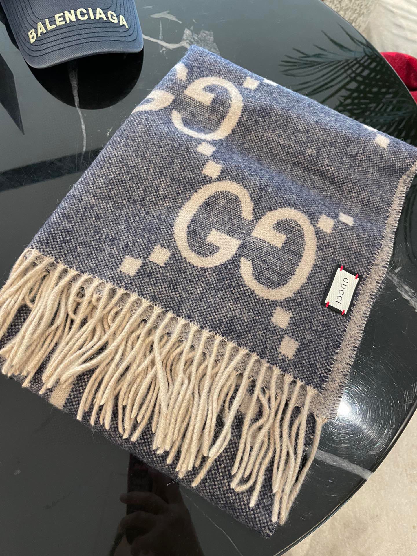 175RB28WDE Stylish Winter Scarves