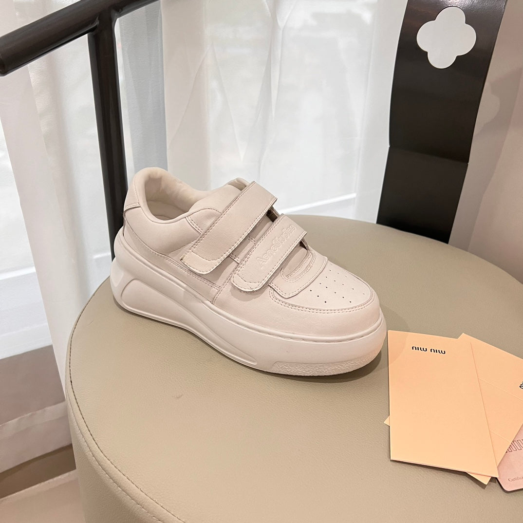 1JA6ZDE Stylish shoes