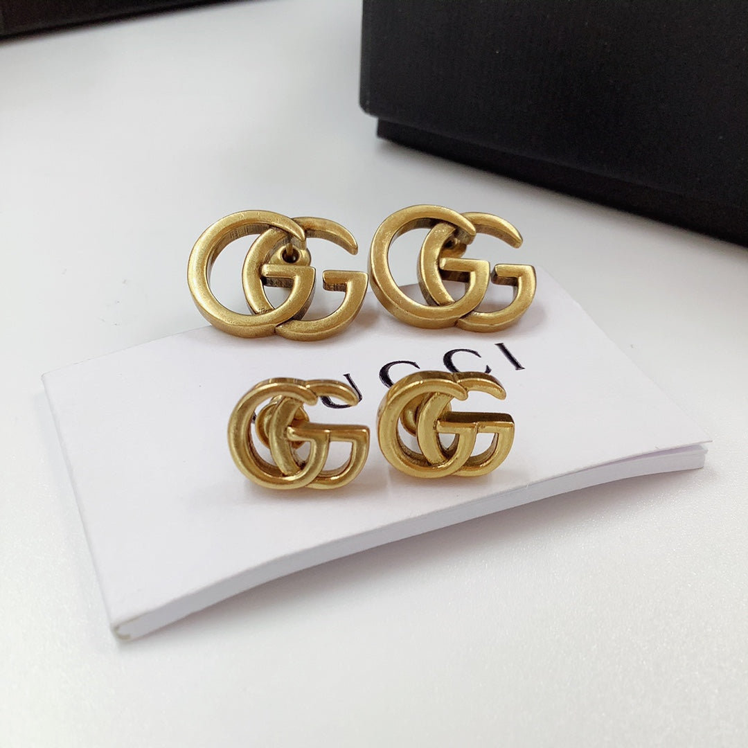 1B45EDE Stylish Earrings