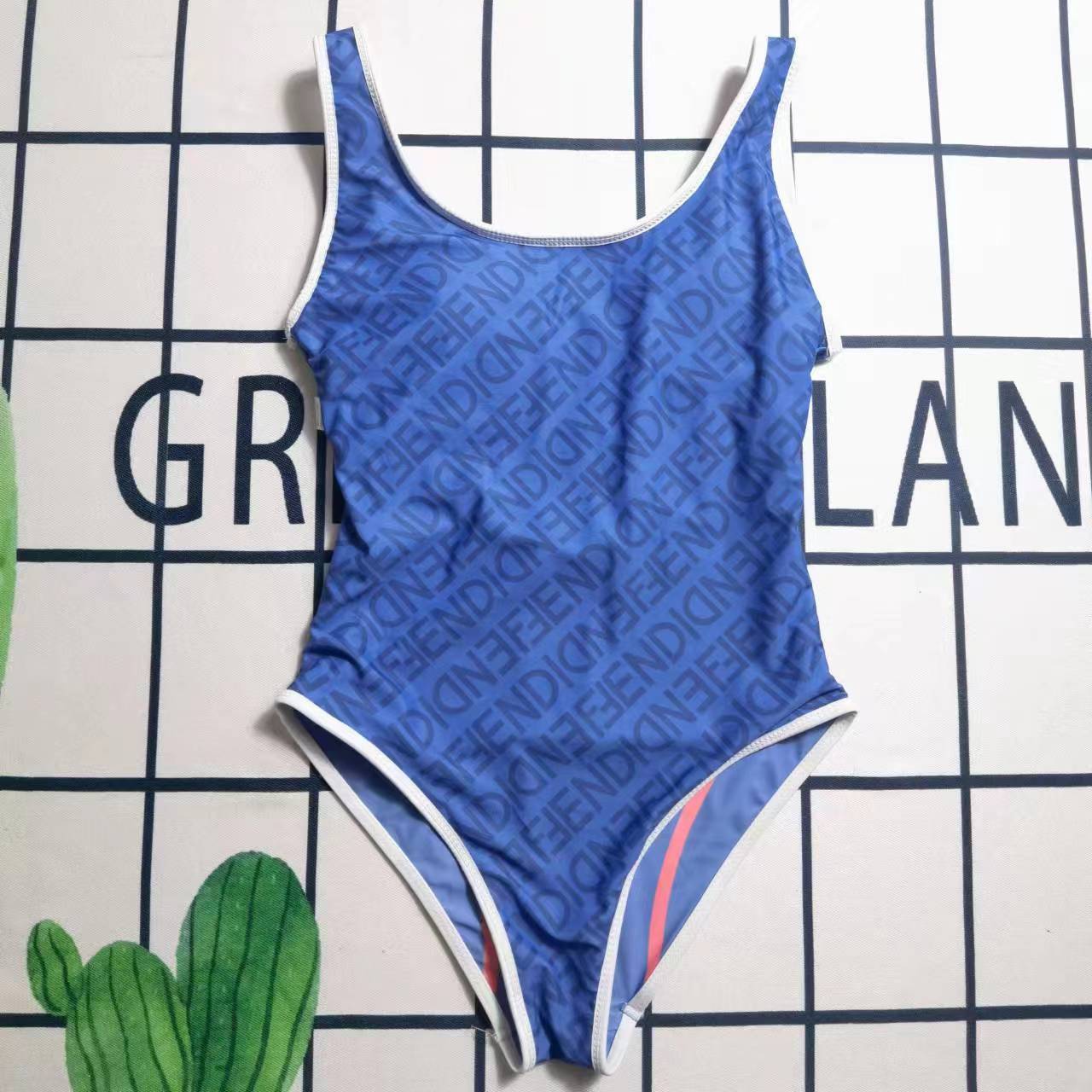 14F98YDE Stylish Bikini swimsuit