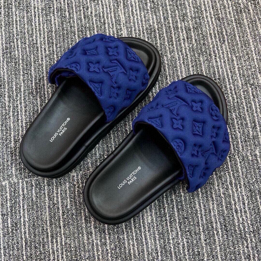 5QE13ZDE Stylish Slippers