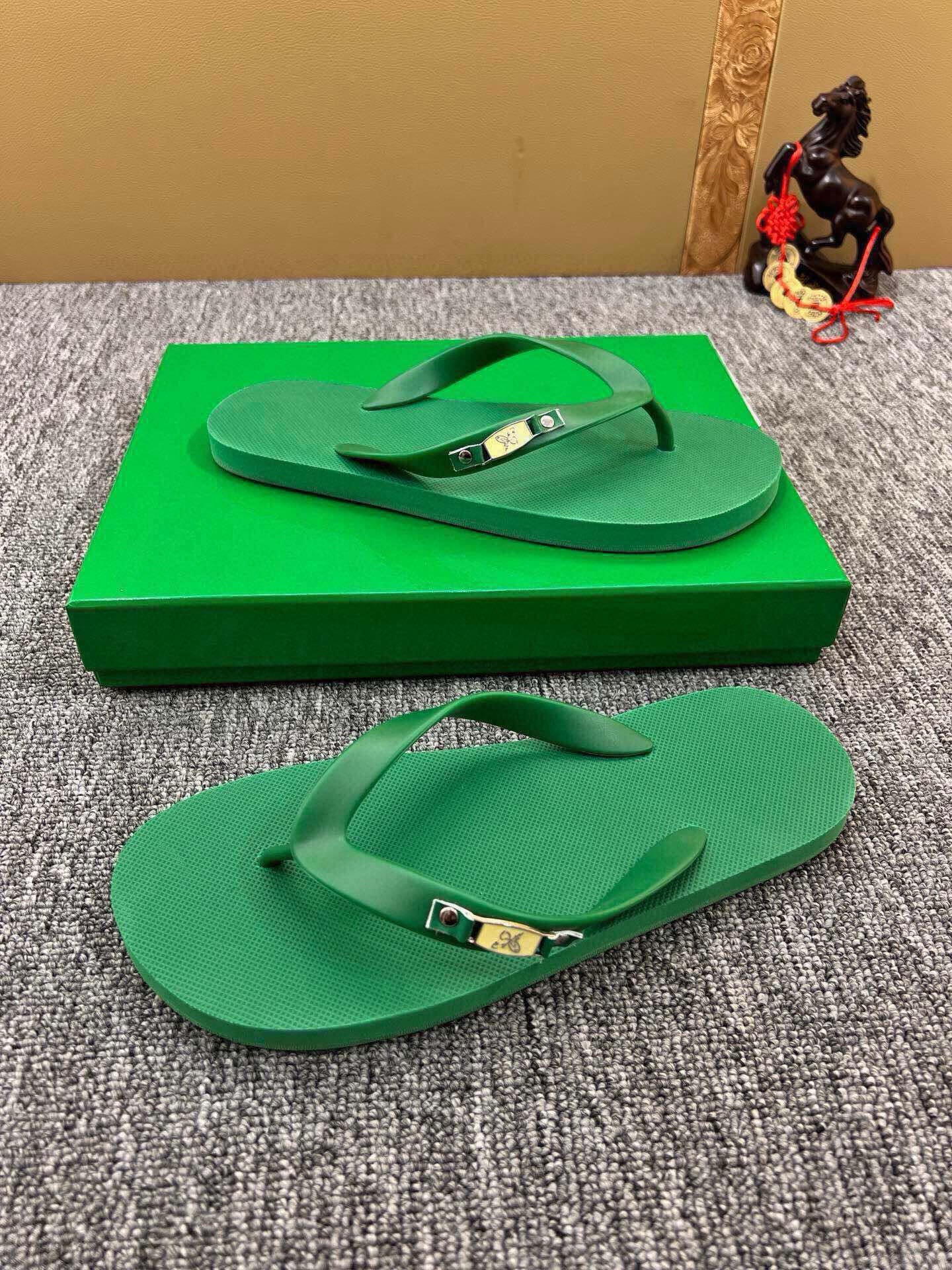 535ZA292ZDE Stylish Slippers