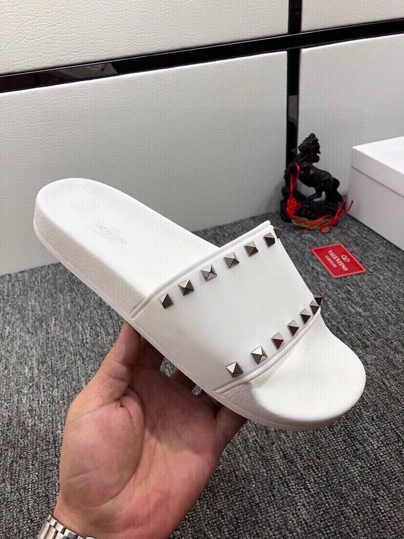 54VL52ZDE Stylish slippers
