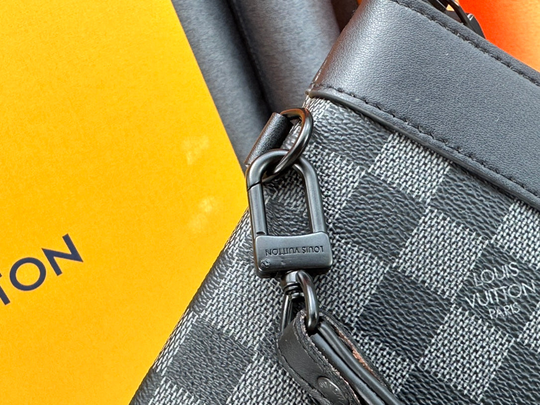1XE401BDE Stylish leather bag