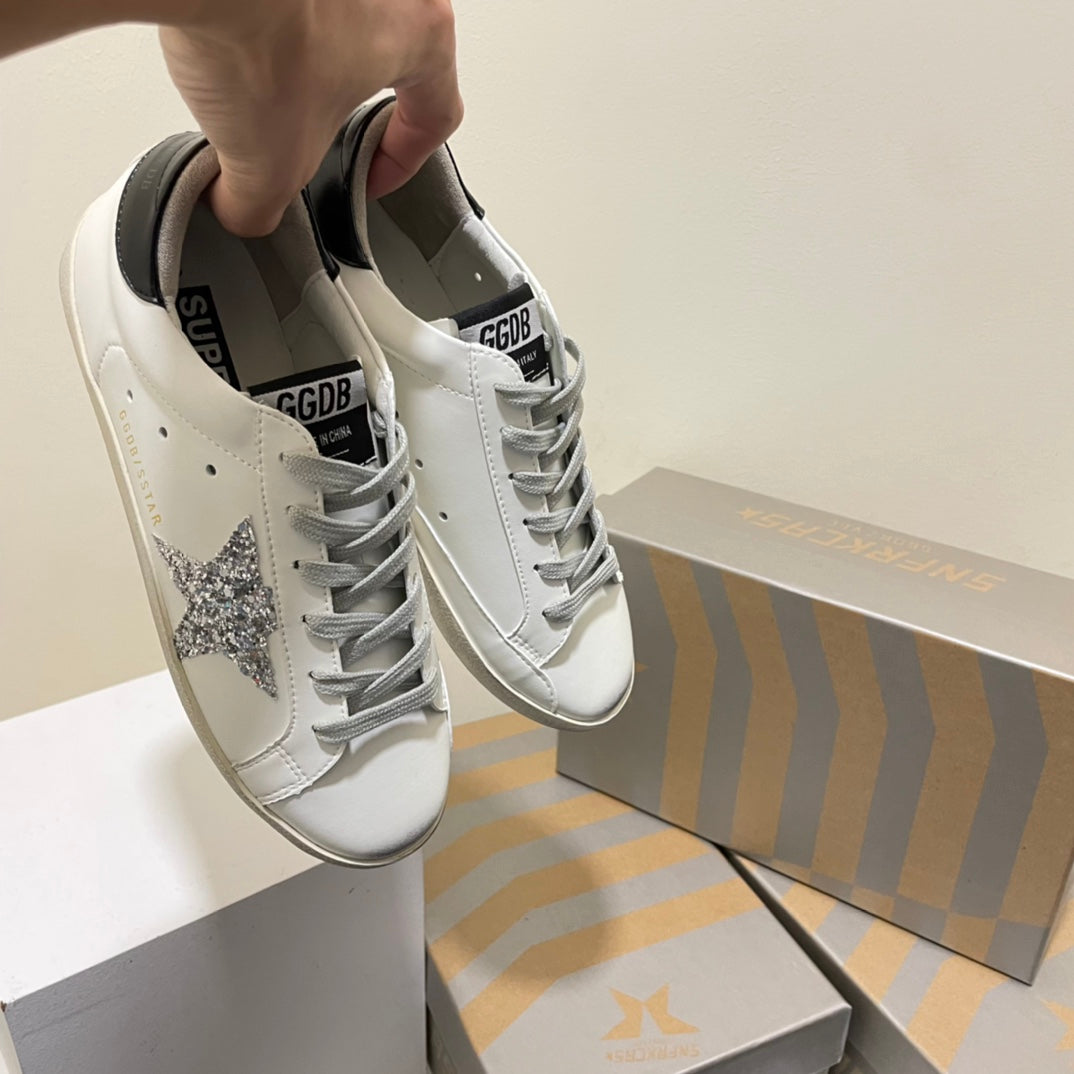 14GE114ZDE Stylish shoes