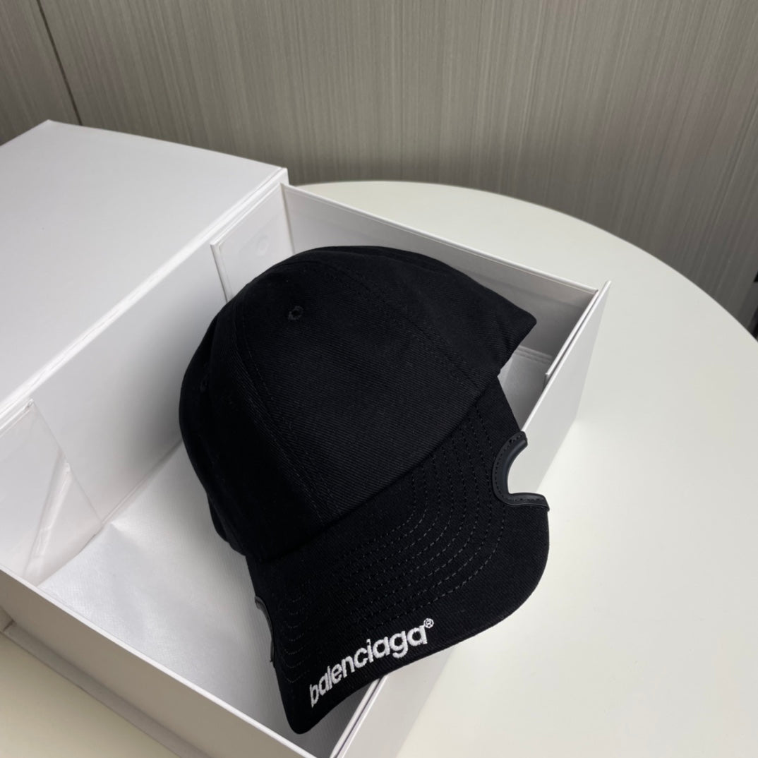 125ZJ513MDE Stylish hats
