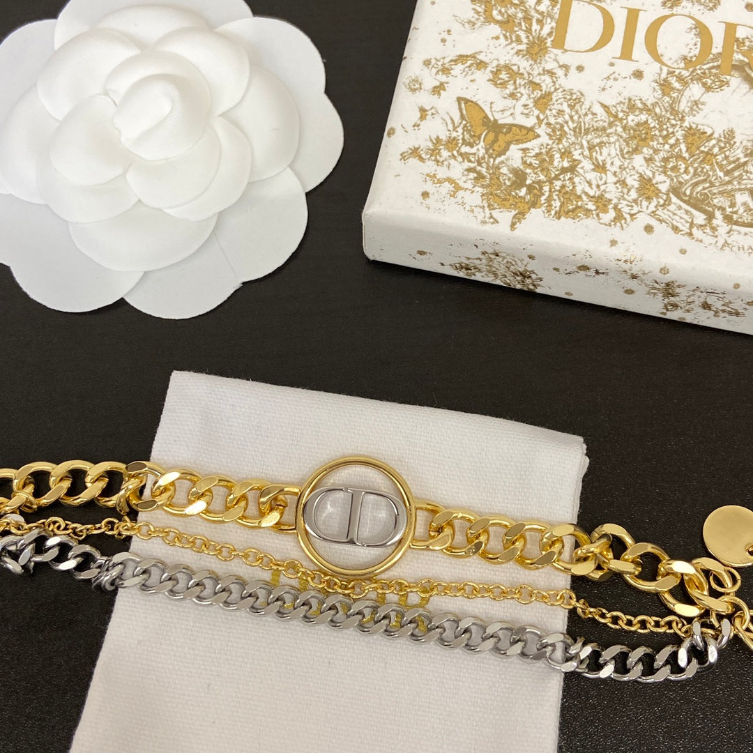 1XD592XDE Stylish Earrings Bracelets Necklaces