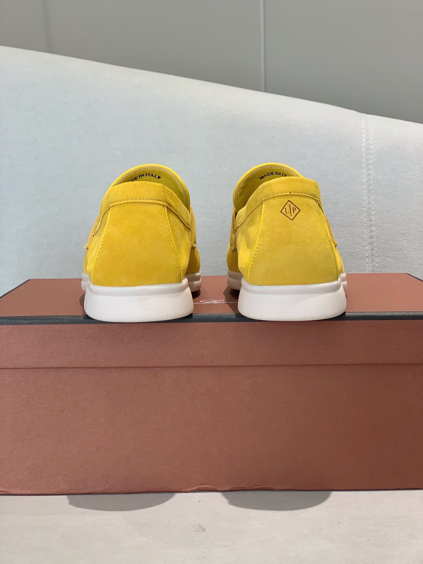 J55RA10ZDE Stylish shoes