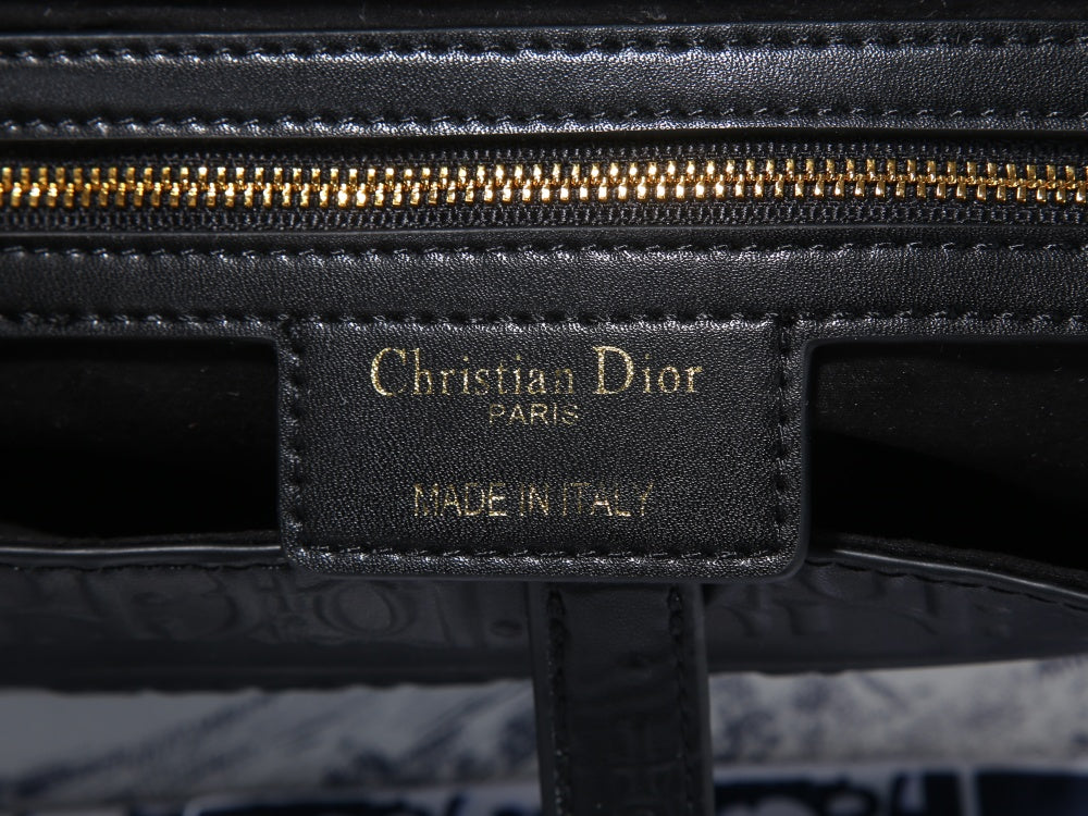 5D14BDE Stylish leather bag