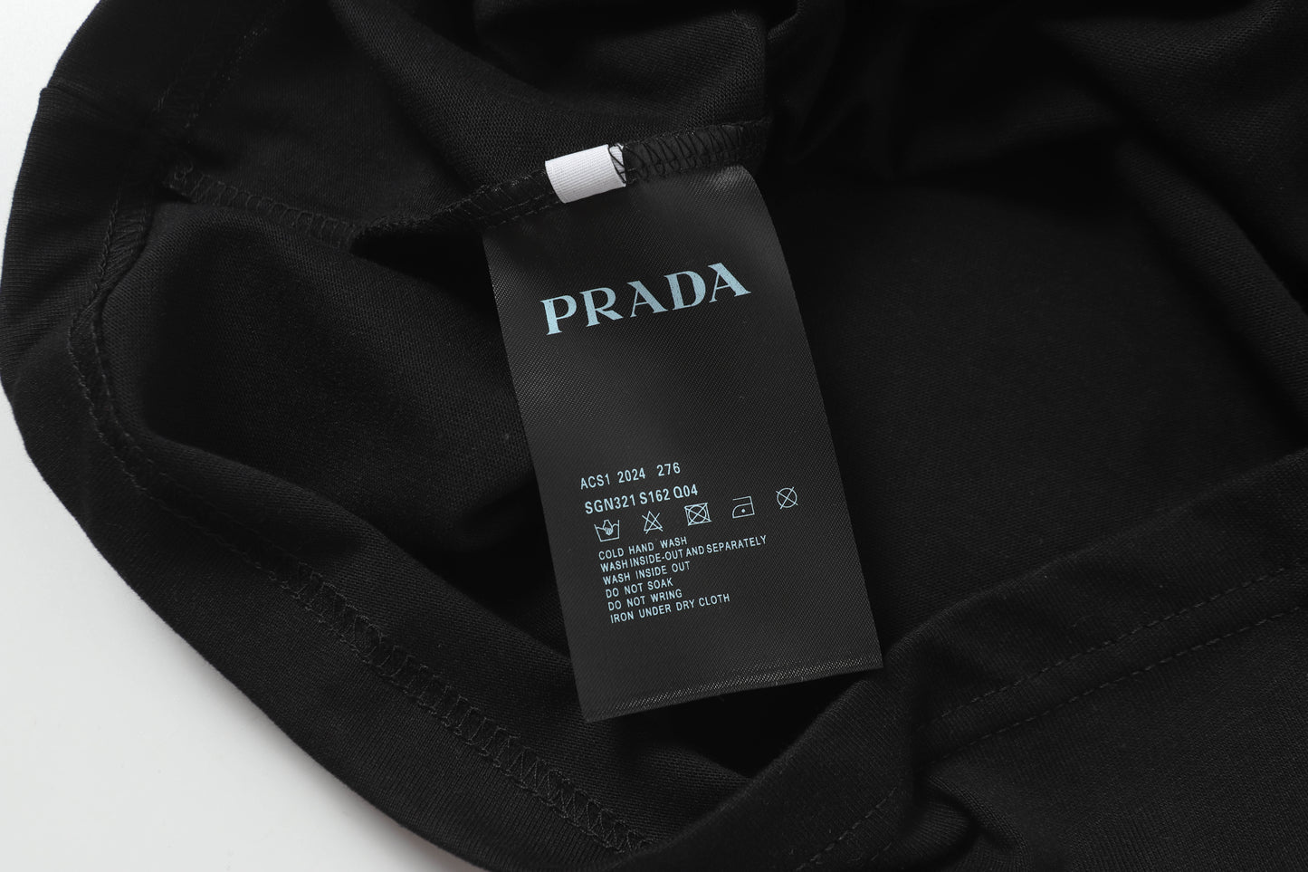 145RP183UDE Stylish T-shirt