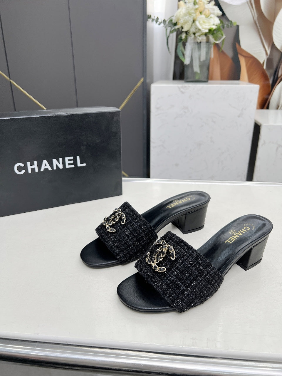 255QB30ZDE Stylish leather shoes