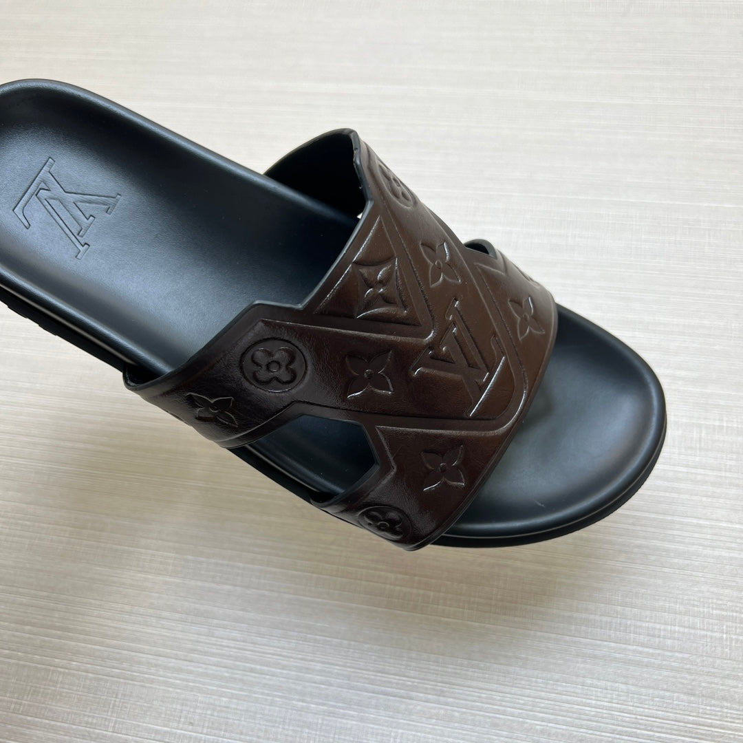 54E67ZDE Stylish slippers