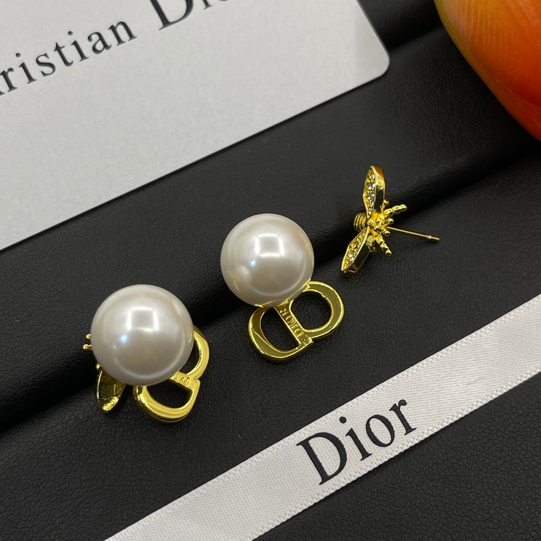 14D771EDE Stylish Earrings