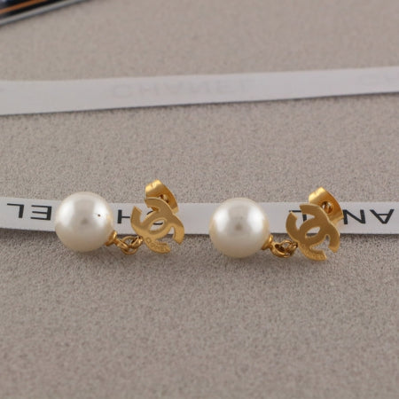 BC15EDE Stylish Earrings