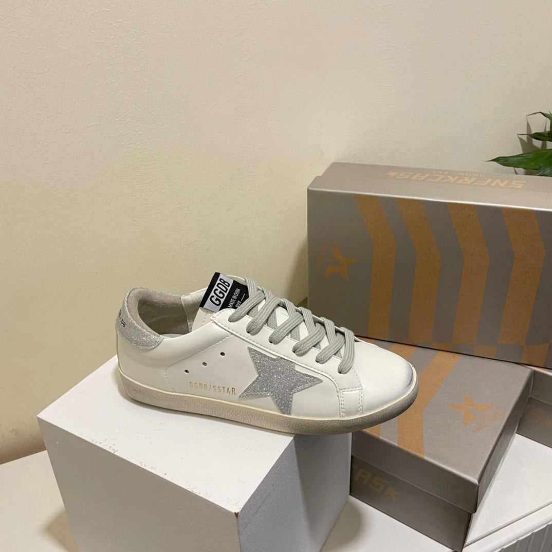 14GE114ZDE Stylish shoes