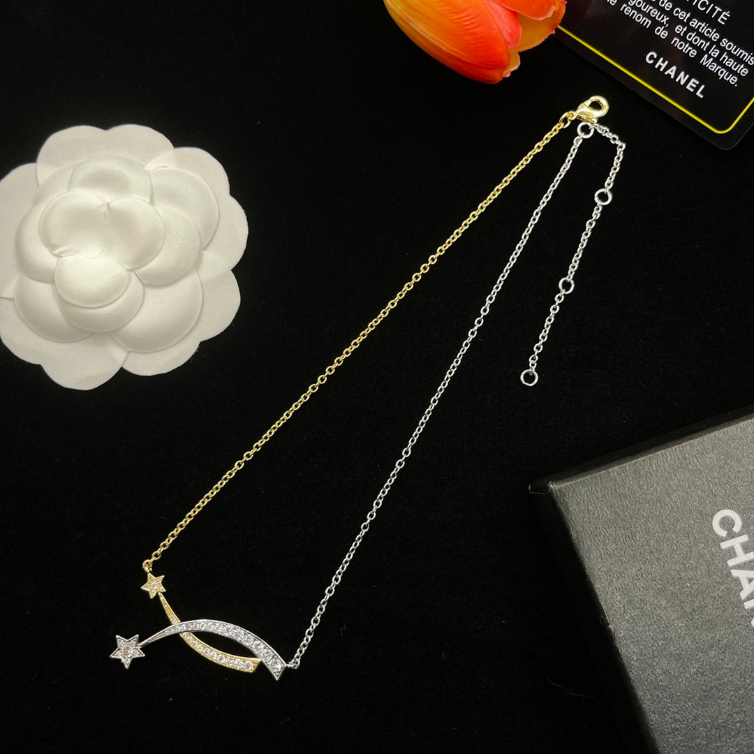 14C914XDE Stylish Necklaces
