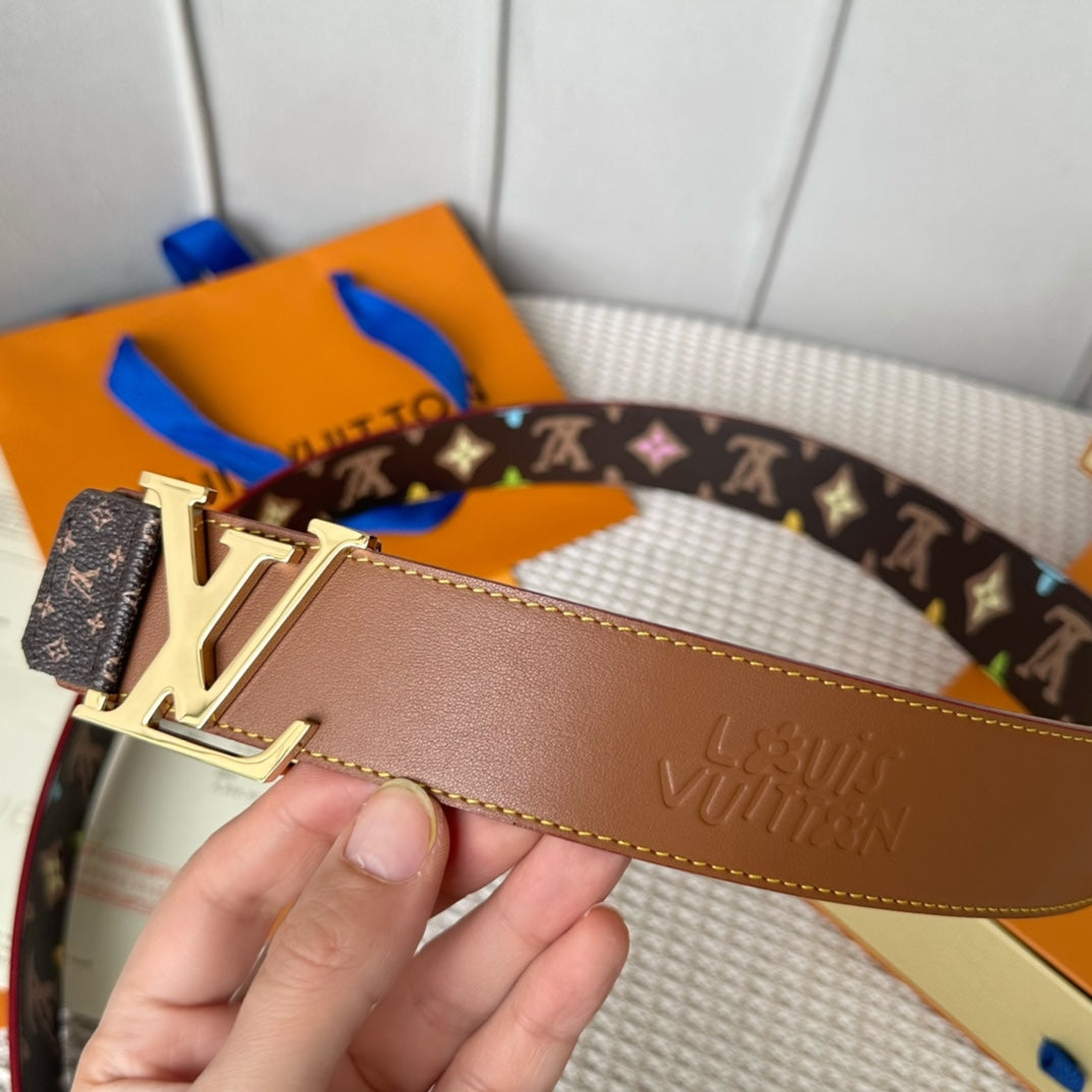 14E47PDE Stylish High quality belt With full package