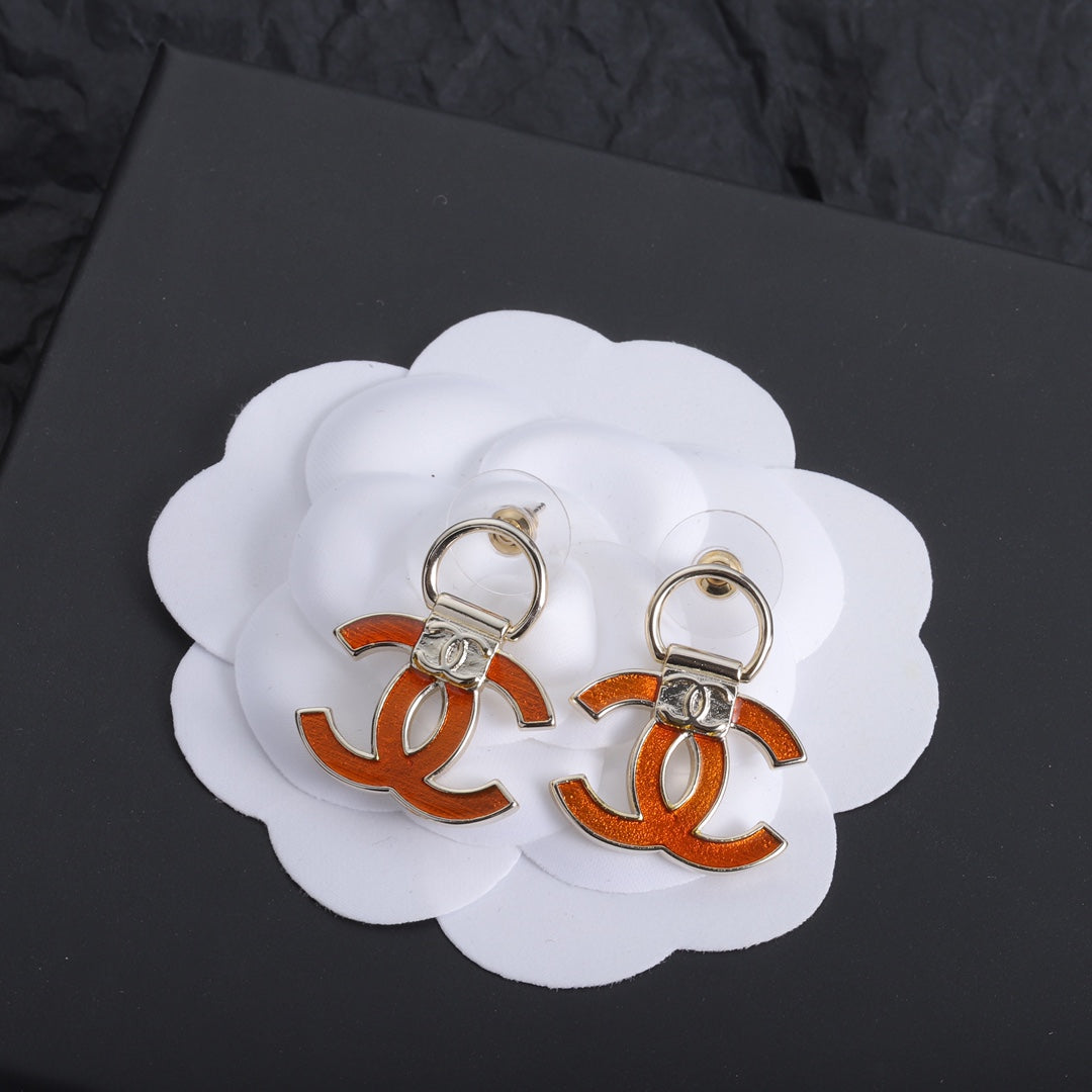 1YC15EDE Stylish Earrings