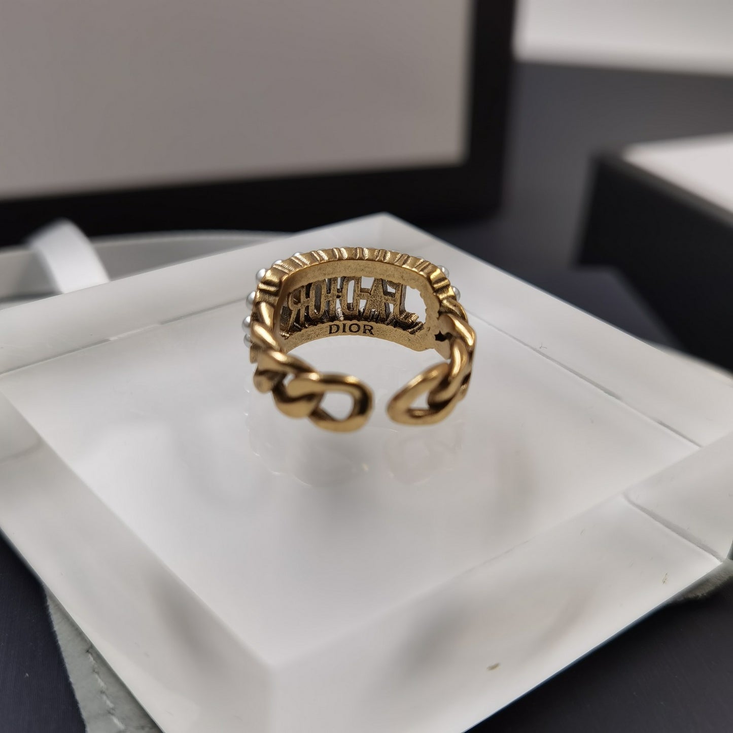 14D288JDE Stylish rings