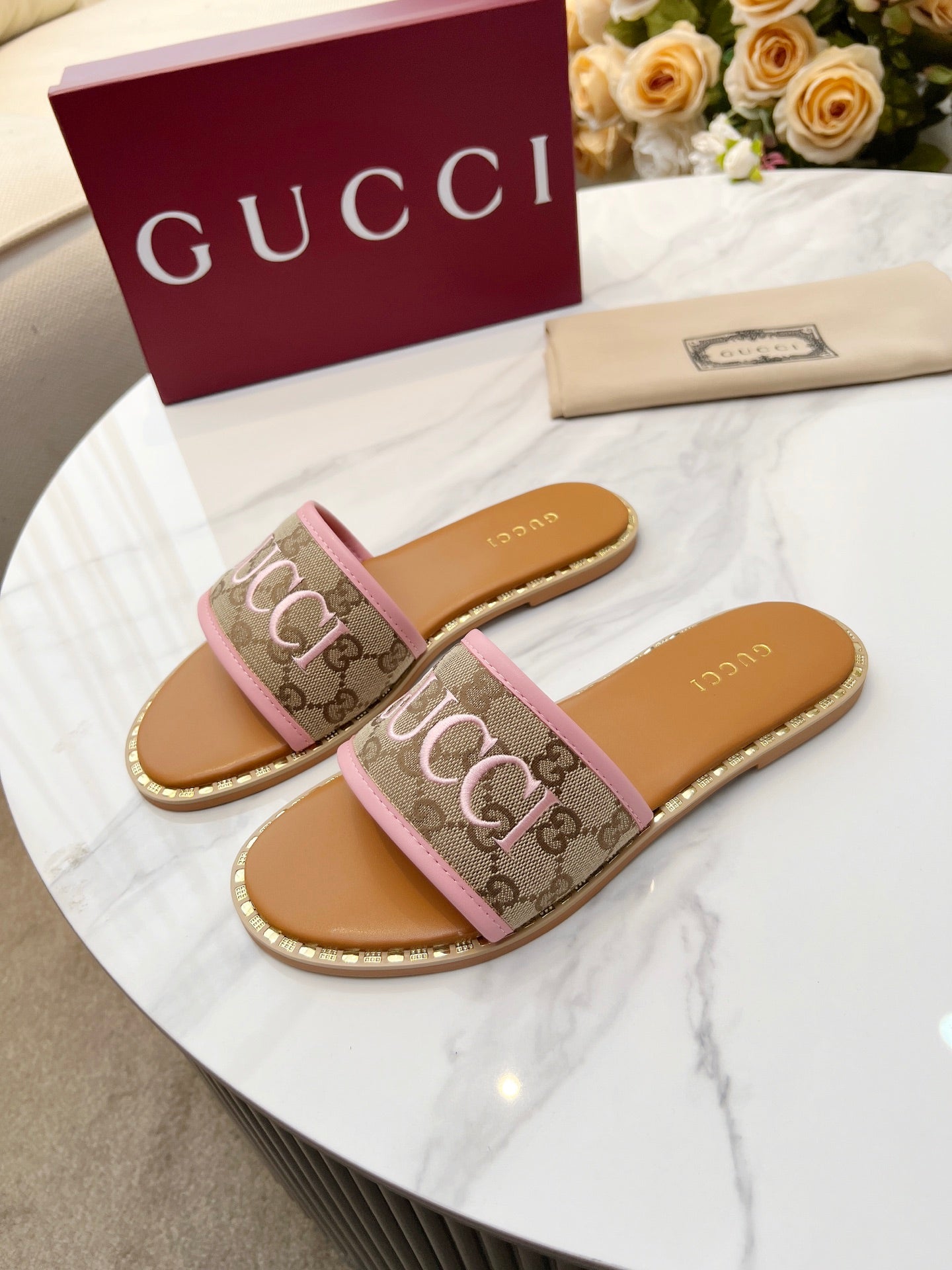 255QB29ZDE Stylish leather Slippers