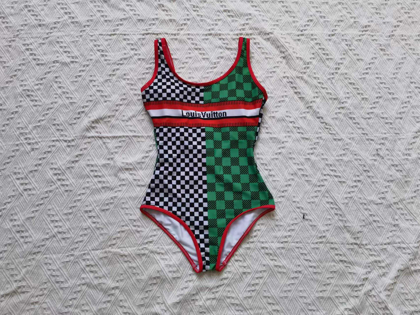 14E42YDE Stylish Bikini swimsuit