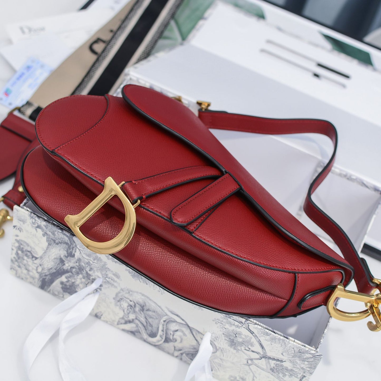 5E15BDE Stylish leather bag