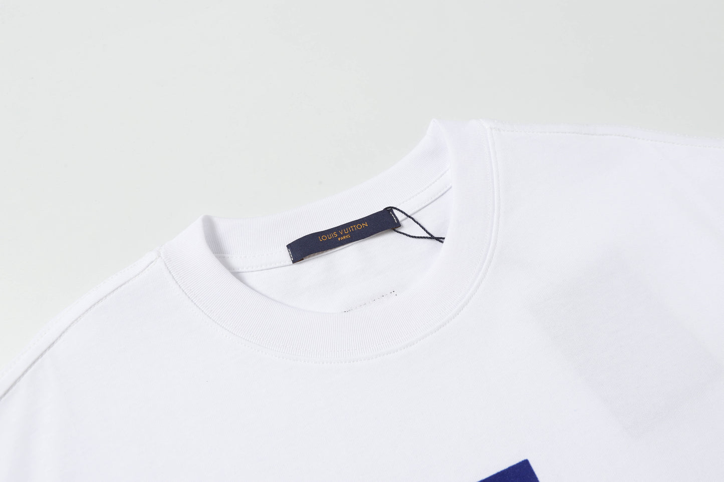 145RE151UDE Stylish T-shirt