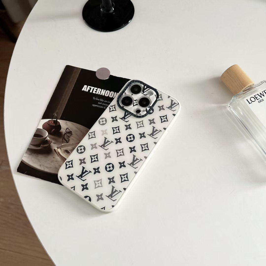 135RE206ADE Stylish Phone Case
