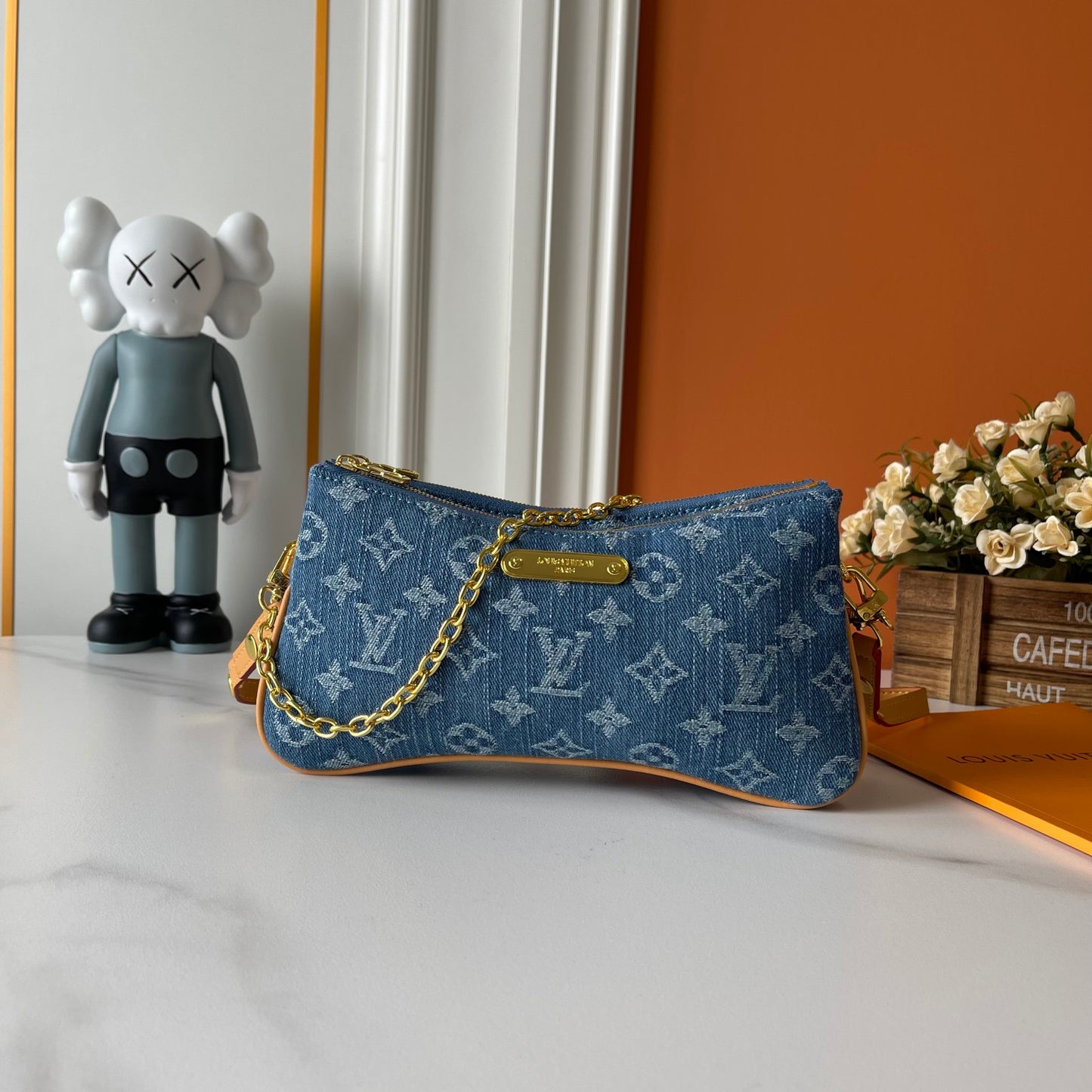 15RE30BDE Stylish bag