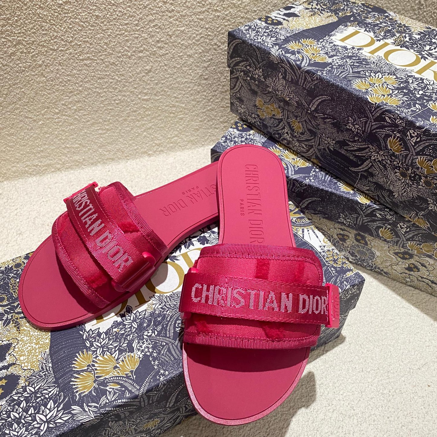 14D16ZDE Stylish slippers