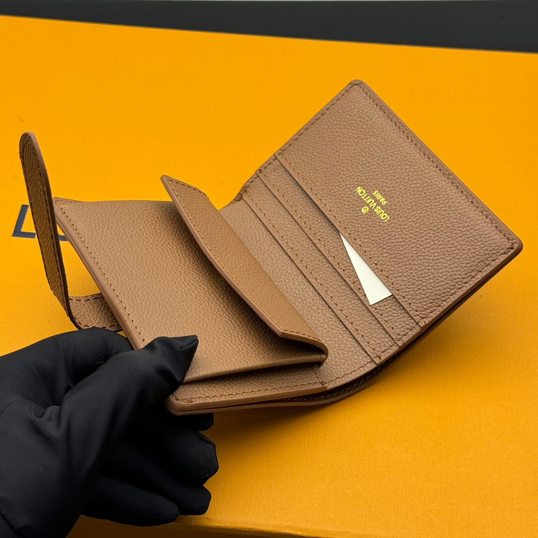 155NE82BDE Stylish leather bag
