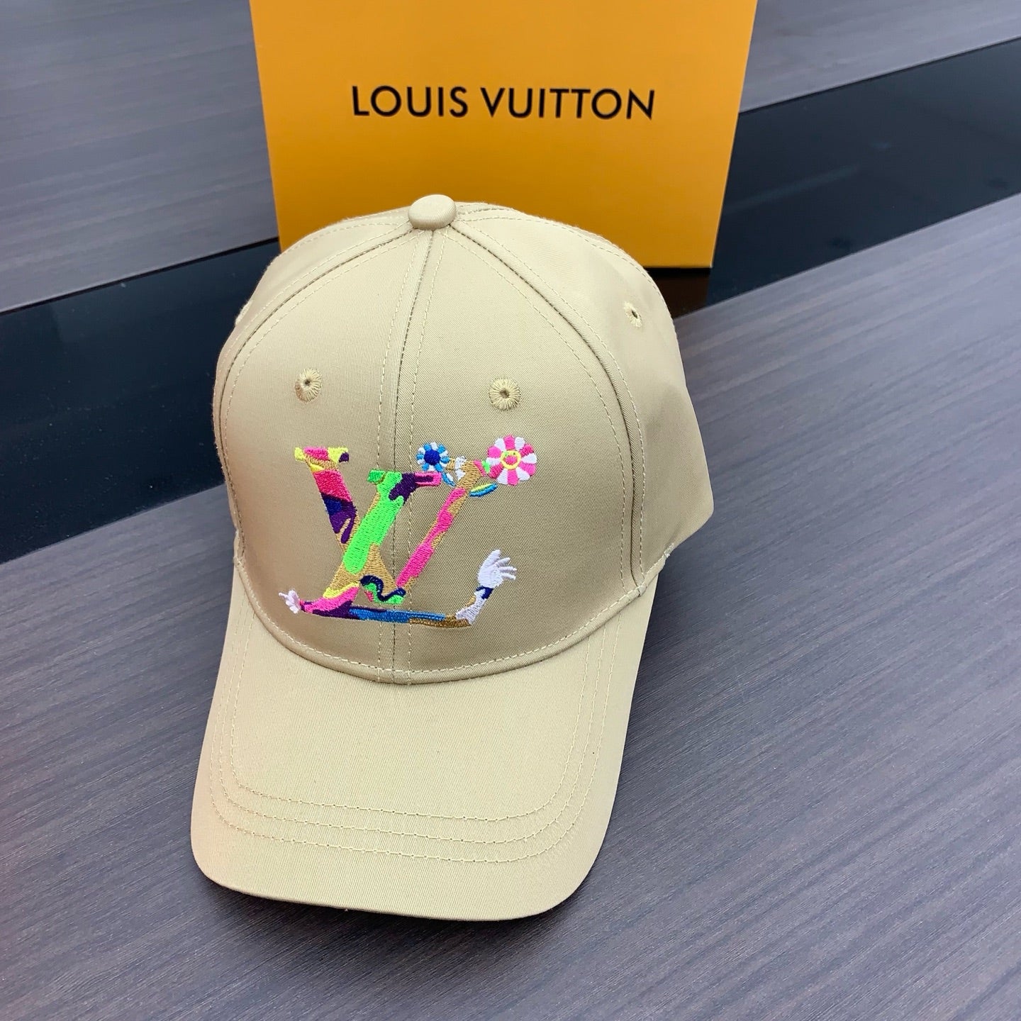 125ZE517MDE Stylish hats