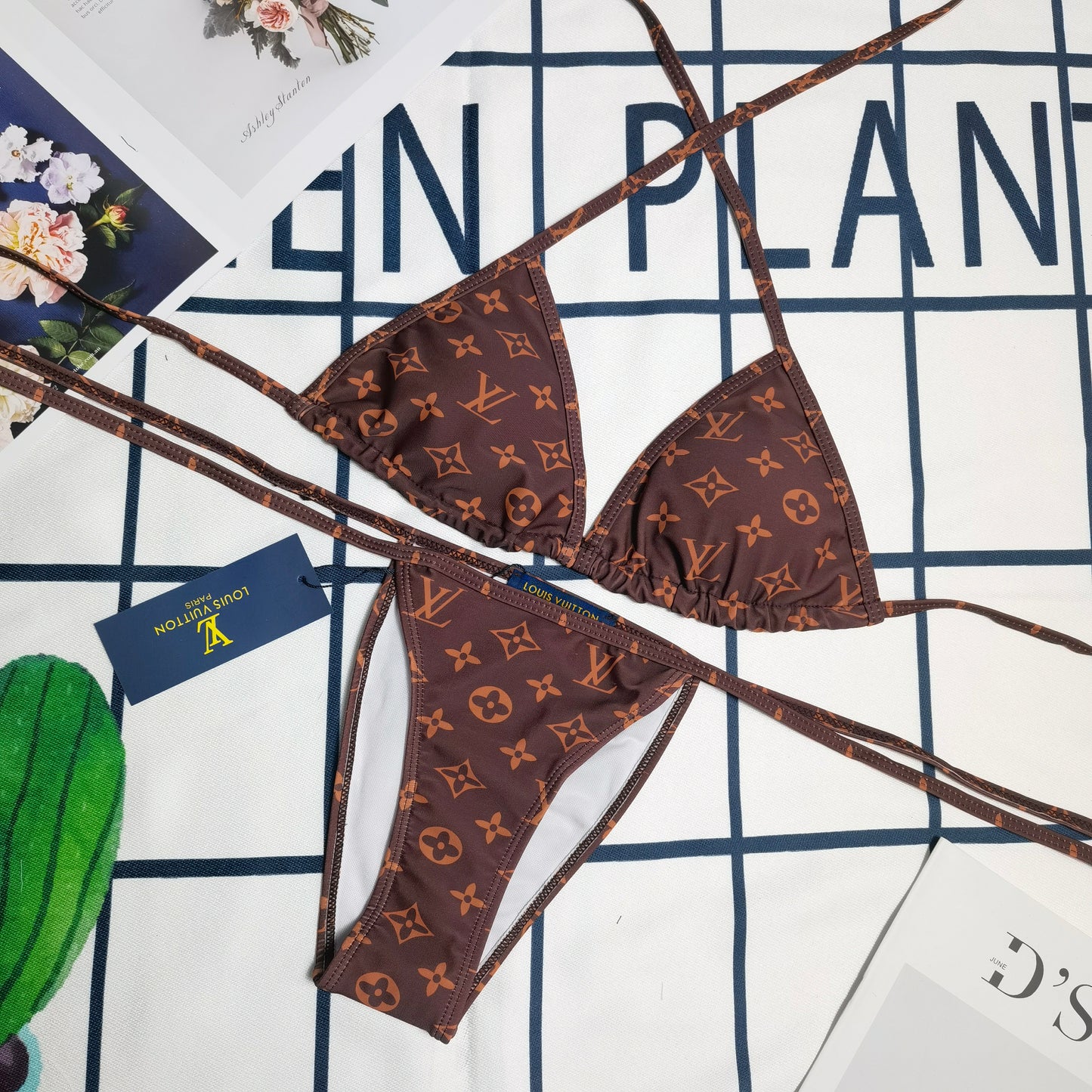 14E70YDE Stylish Bikini swimsuit