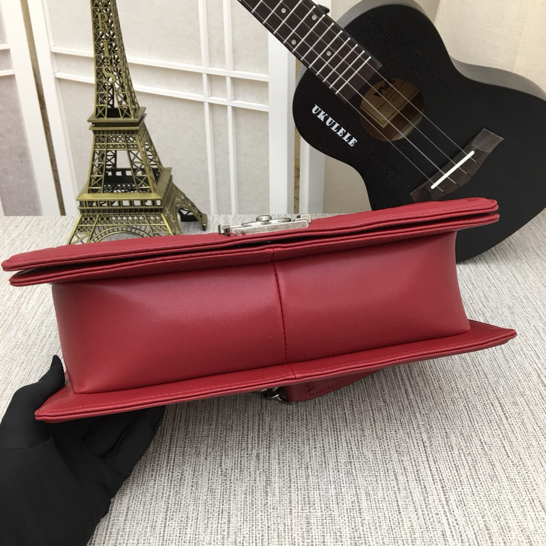 5C60BDE Stylish leather bag