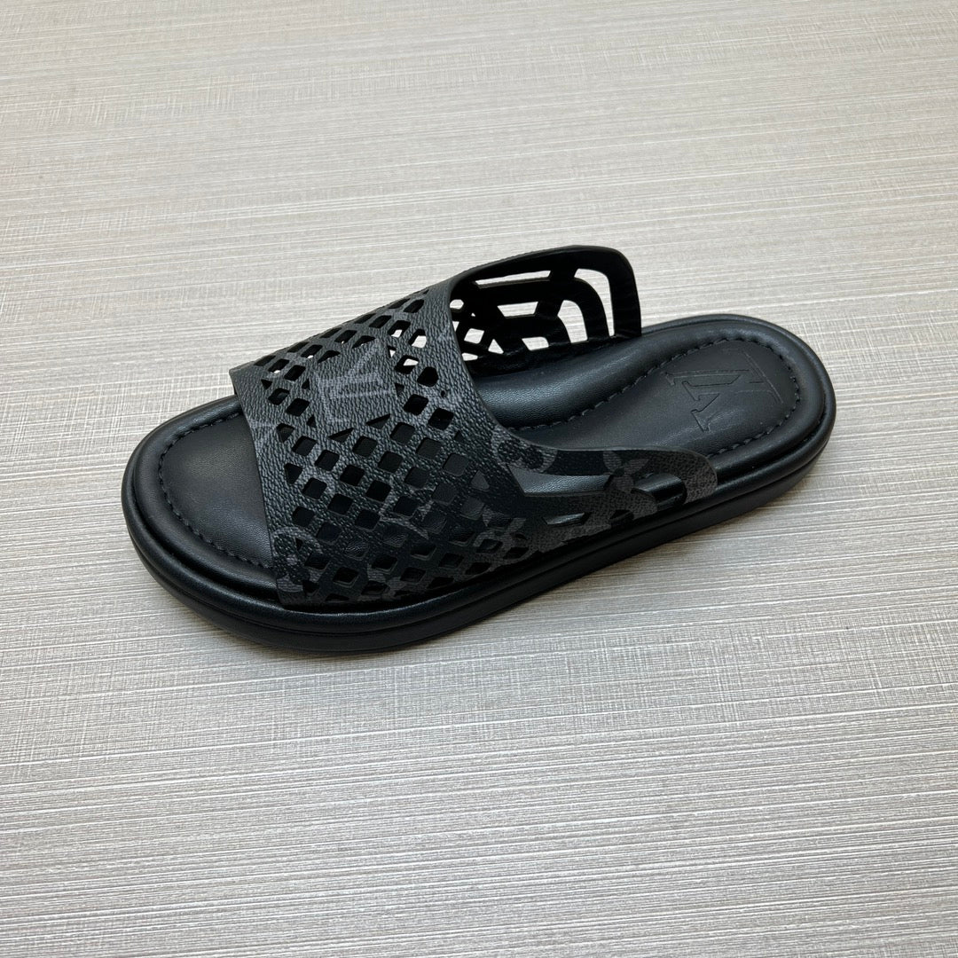 54E83ZDE Stylish slippers