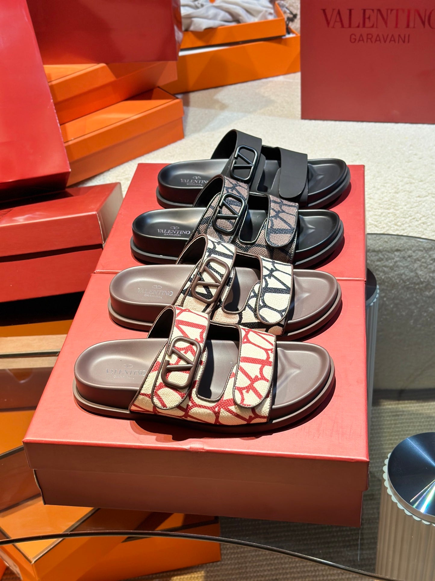 14VL210ZDE Stylish Slippers