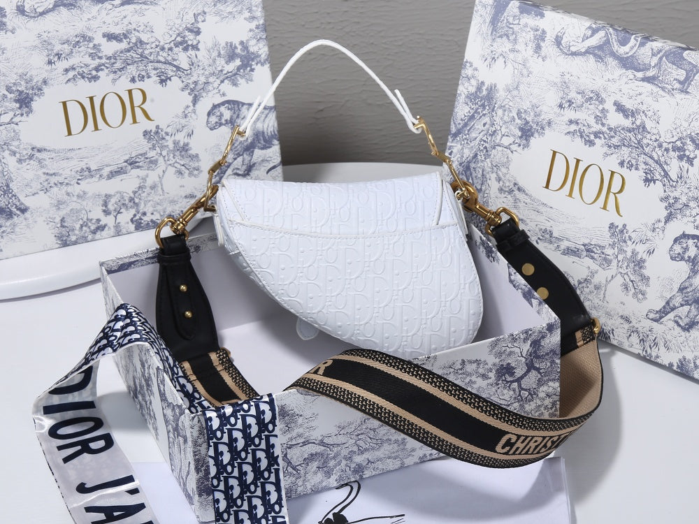5D14BDE Stylish leather bag