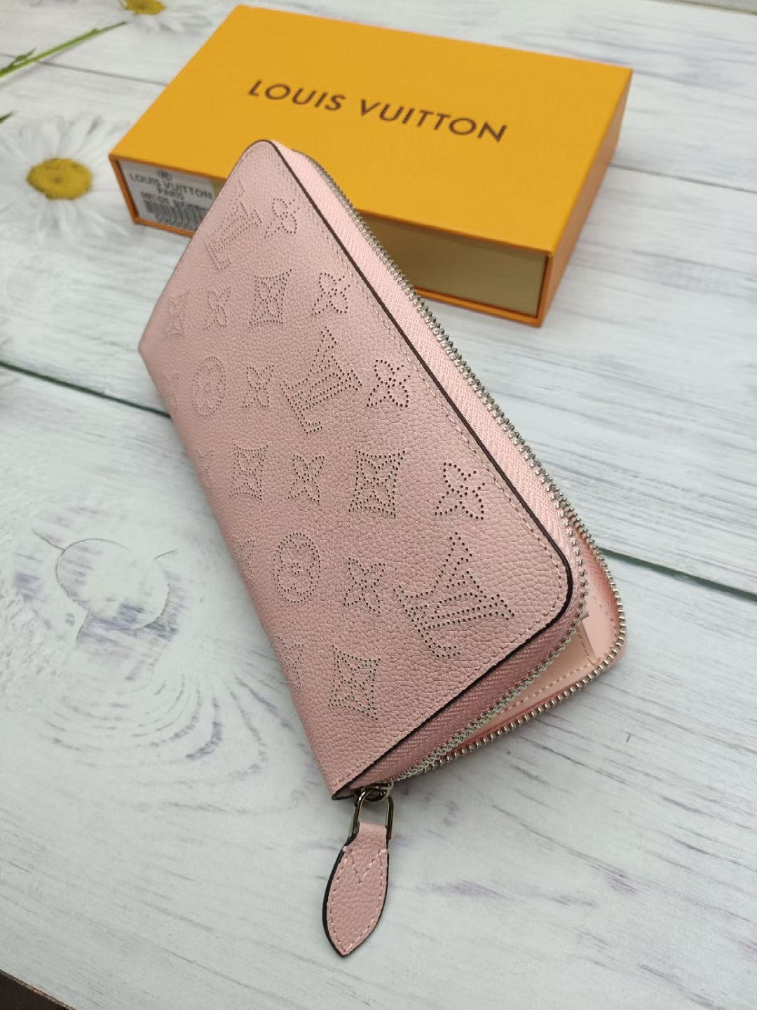 1XE102BDE Stylish leather wallets