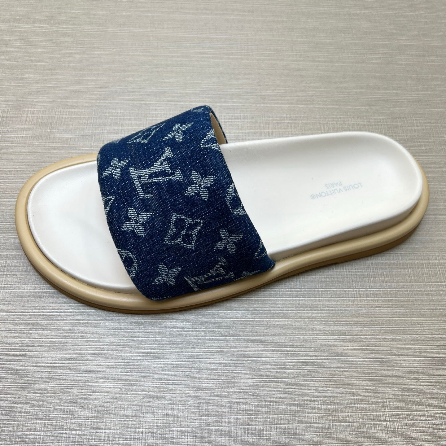 535ZE302ZDE Stylish Slippers