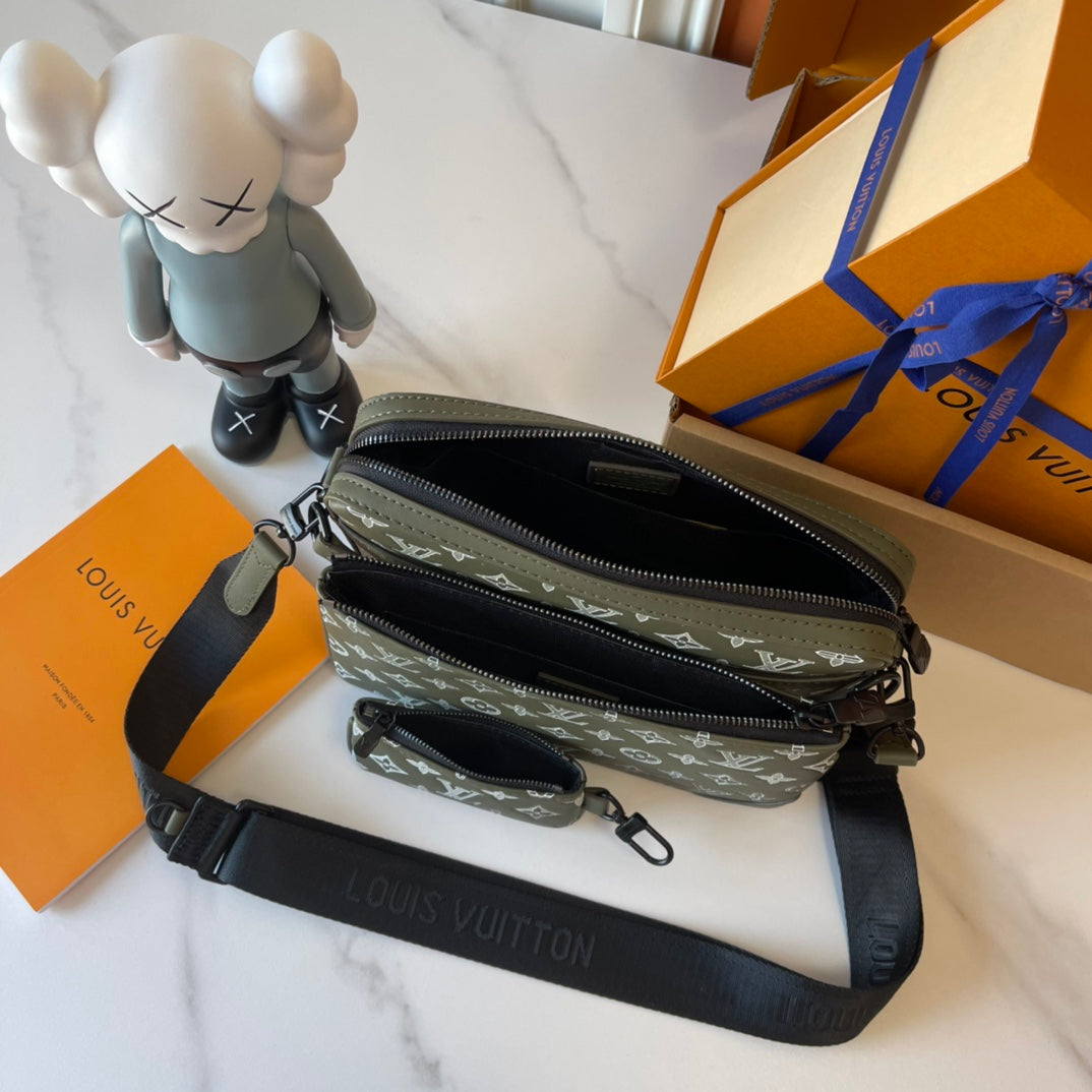 155NE77BDE Stylish leather bag