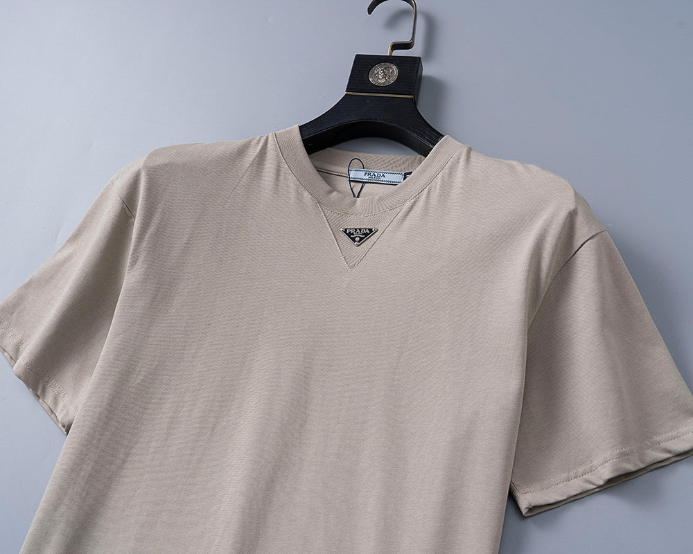 125WP67UDE Stylish T-shirts