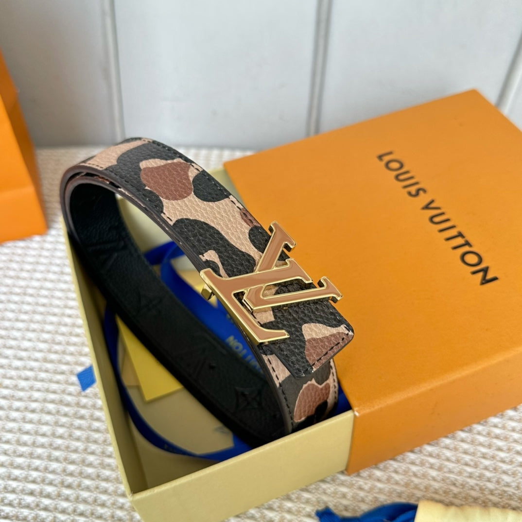14E19PDE Stylish High quality belt With full package