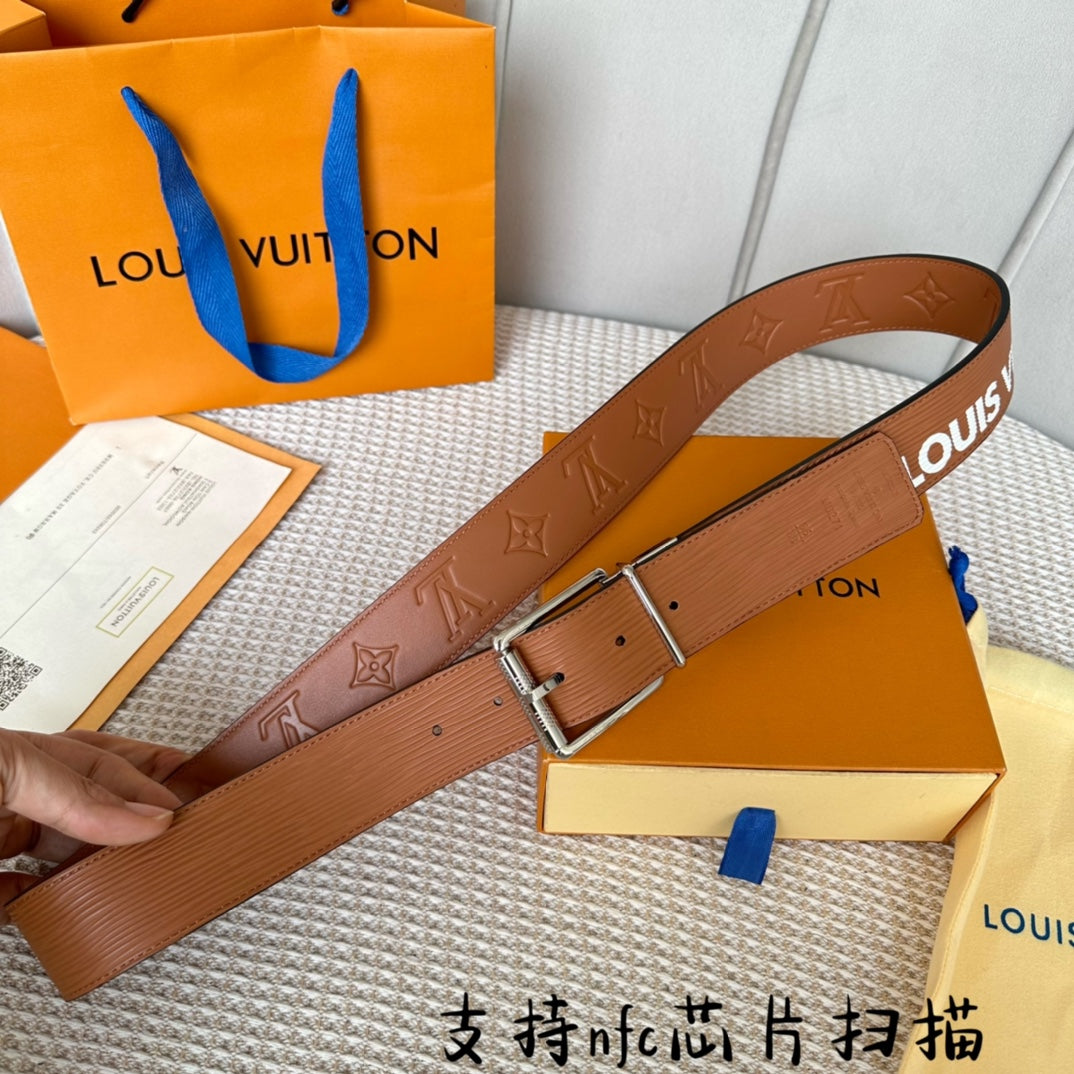 14E148PDE Stylish High quality belt With full package