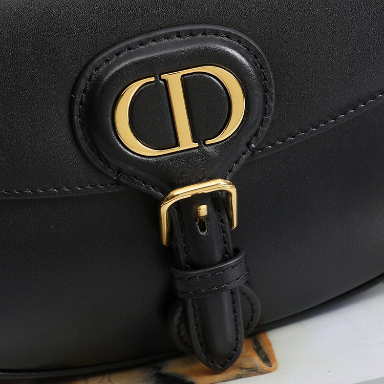 1L48BDE Stylish leather bag