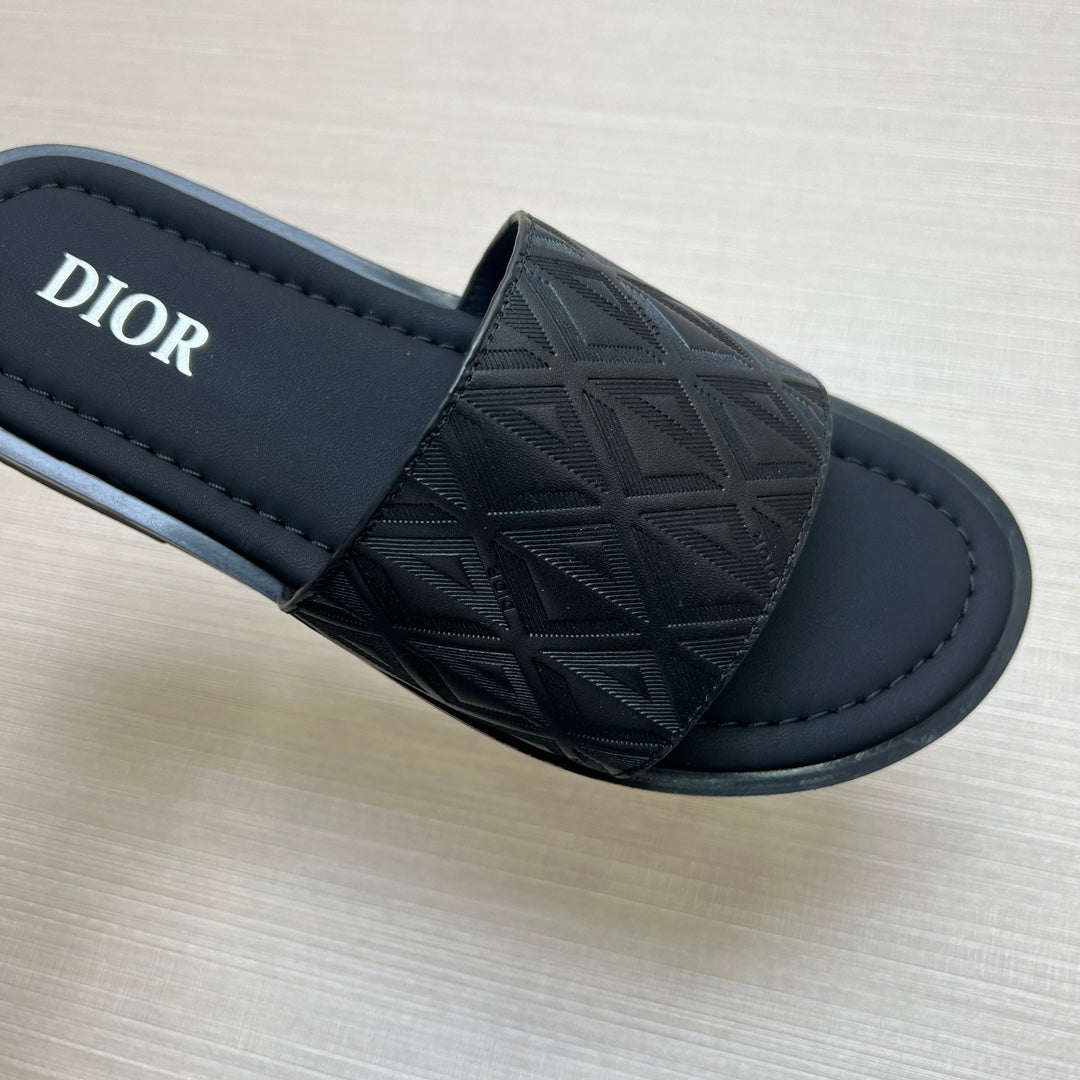 54D78ZDE Stylish slippers